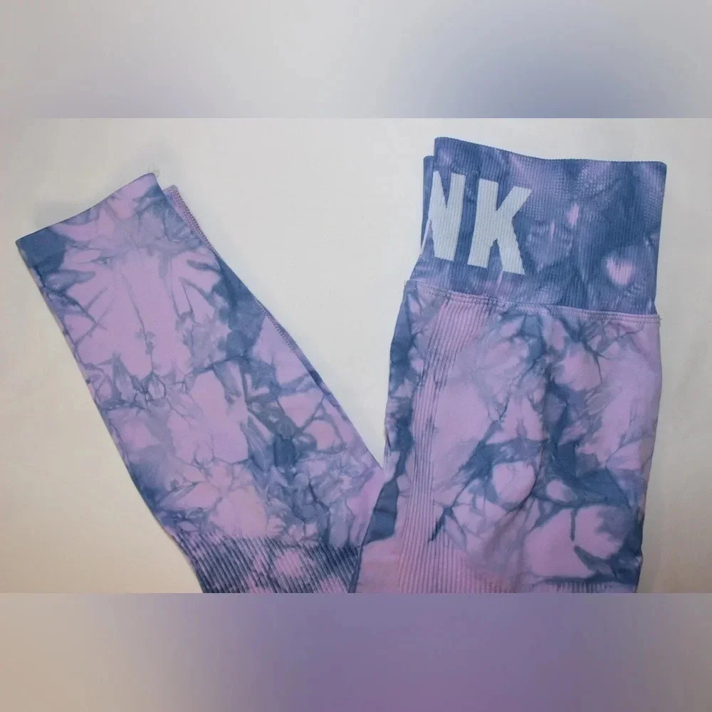 NWT Pink Active by Victoria’s Secret Tie Dye Seamless Stretchy Leggings Small